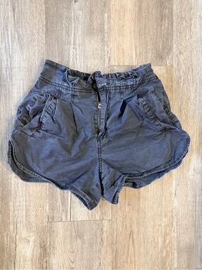 FREE PEOPLE High-Waist Women's Shorts -Washed Black